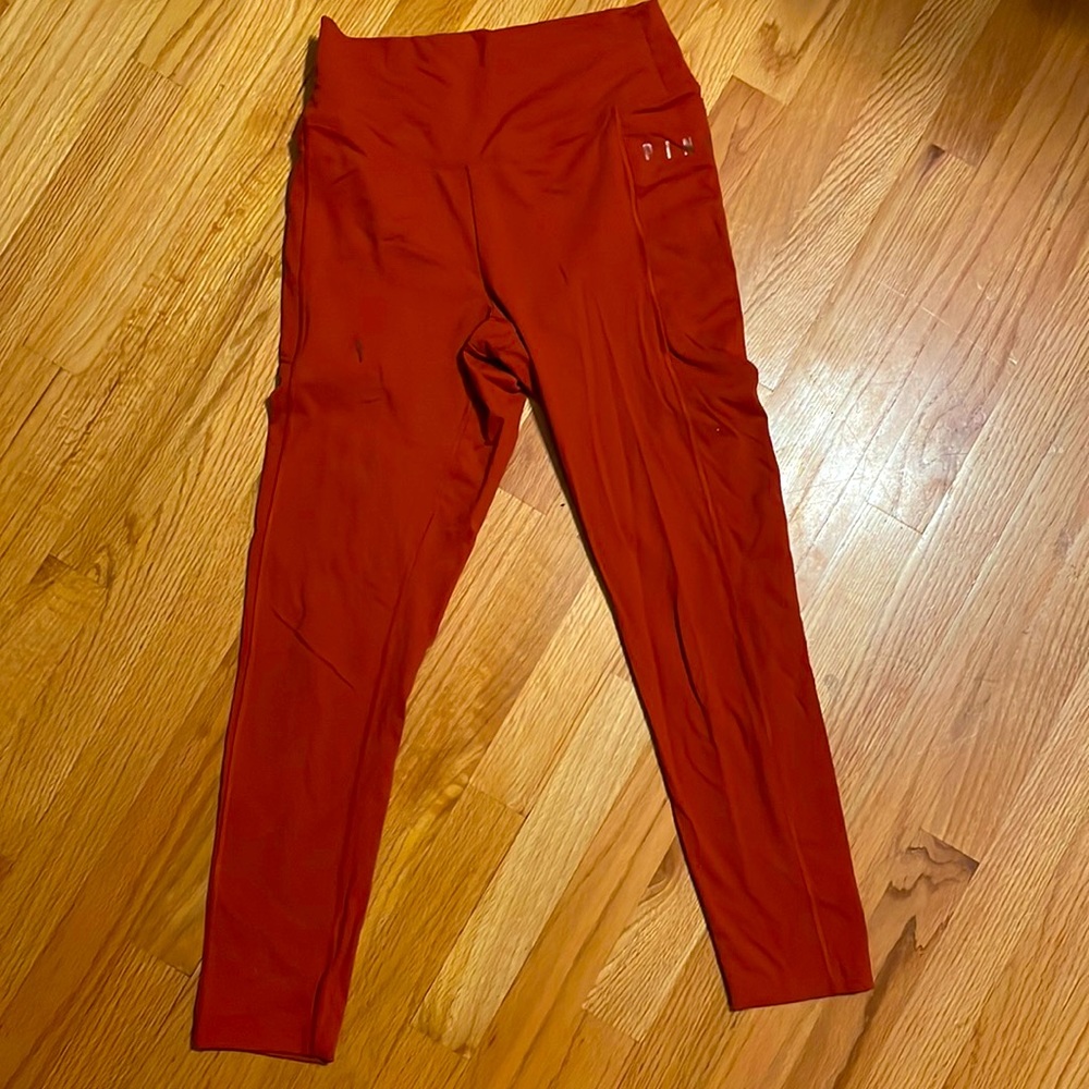 Pink Ultimate Orange 7/8 leggings